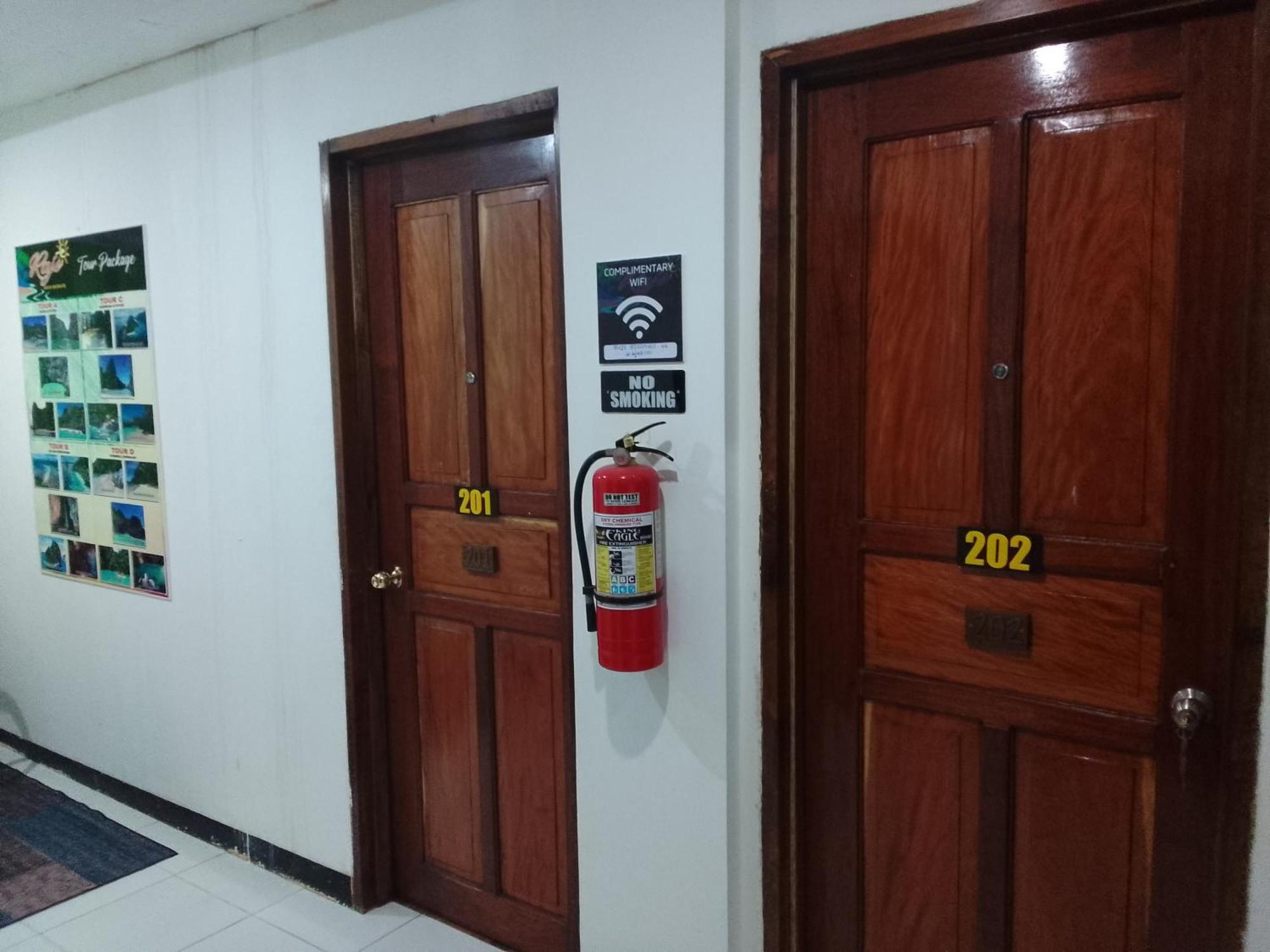 ราเจ เรสซิเดนซ์ Hotel เอลนิโด ภายนอก รูปภาพ